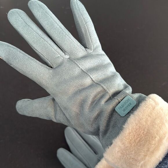 Blue Warm Winter Touchscreen Gloves - Faux Suede & Faux Fur - Picture 6 of 7